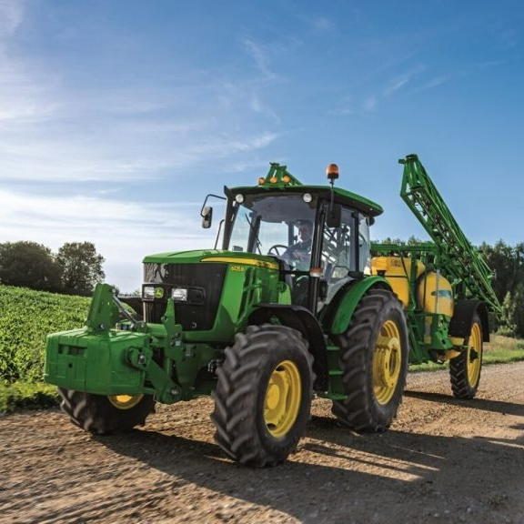 Трактор John Deere 6135B Premium JD-6135B-135HP фото