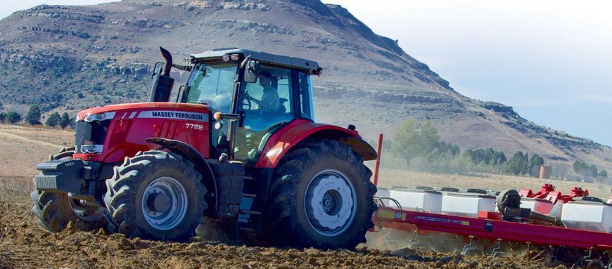 Трактор Massey Ferguson 7700 S MF7700S фото