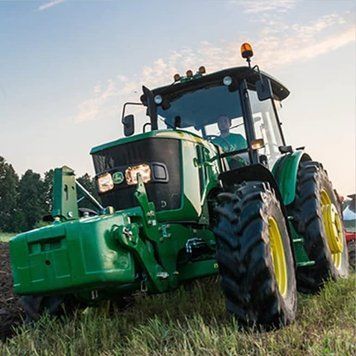 Трактор John Deere 6110B Premium JD6110BP фото